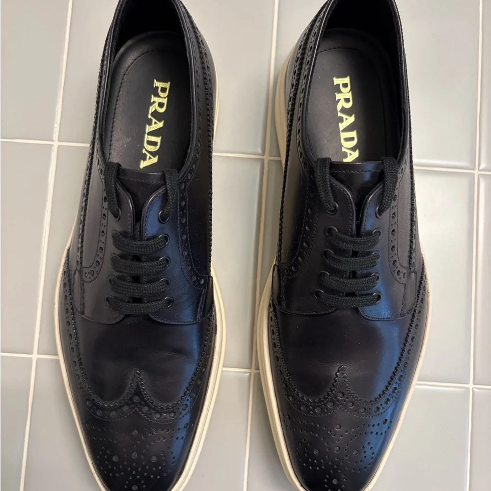 Prada Black Brogue Wing Tip Men's Oxfords - NWT - Never Worn - Picture 3 of 11
